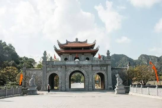 hoa lu